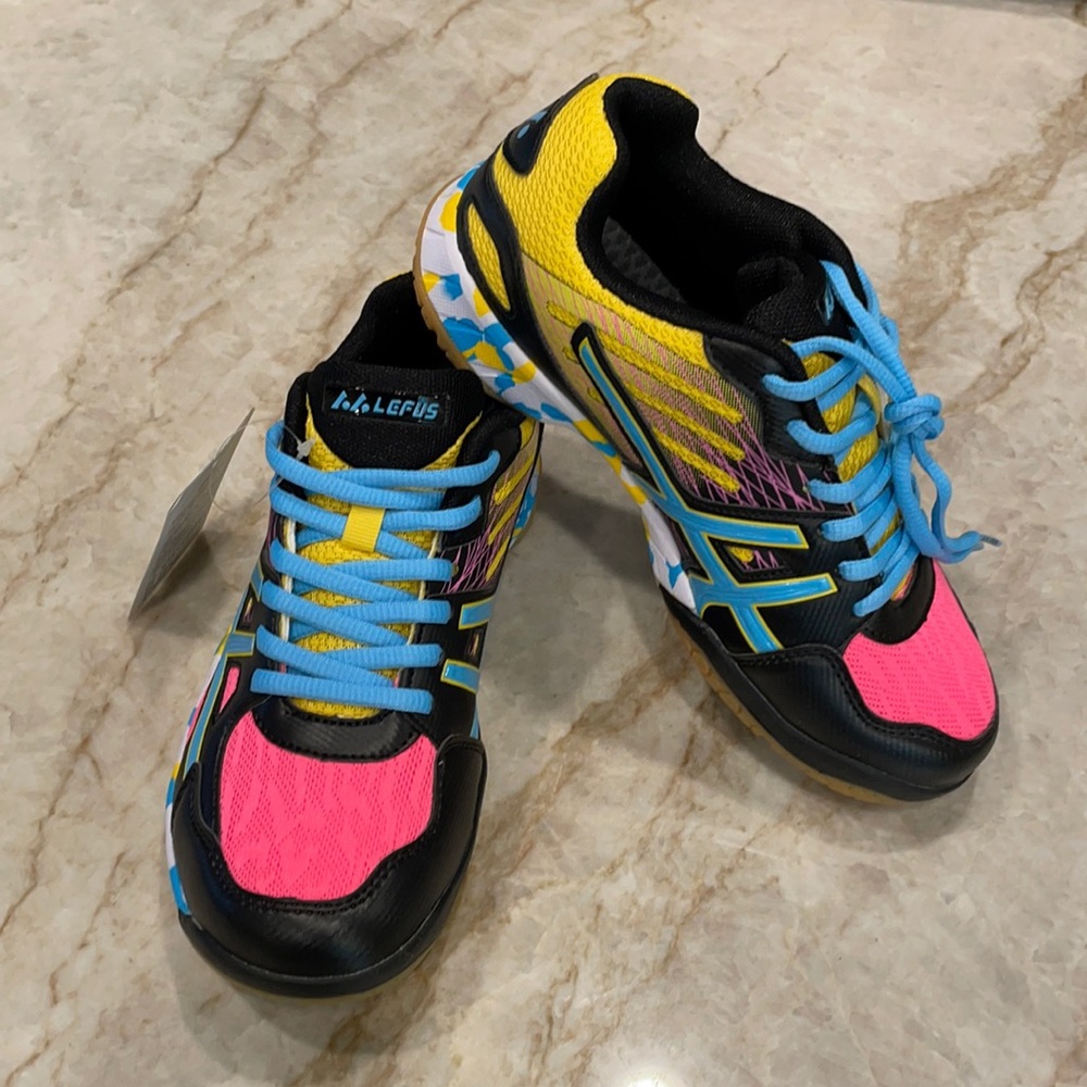 Alyah Women’s tennis shoes